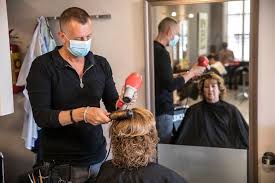 Een kapper , een goede kapper. Peiling We Houden Ons Minder Goed Aan De Coronaregels Binnenland Destentor Nl