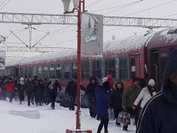 Intarzierile ajung si la 100 de minute. Trenurile CirculÄƒ In CondiÈ›ii De IarnÄƒ Intarzieri De PanÄƒ La 75 De Minute In Gara De Nord Stirileprotv Ro