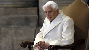 April 2005 papst und oberhaupt der katholischen kirche. Keine Co Autorenschaft Benedikt Distanziert Sich Von Zolibat Buch Zdfheute