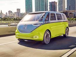 Volkswagen unwraps its second id concept, an electric and autonomous minivan with a design based on one of the most iconic vw models of all time. Vw Id Buzz Der Elektro Bulli Startet 2022 Dazu Soll Es Noch Diese Beiden Varianten Geben Auto