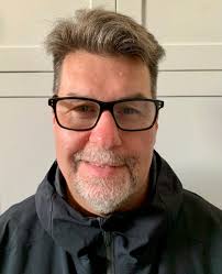 WELCOME COACH CHAD AND COACH LEE Let's welcome to KiHA our new coach Chad  Uddstrom. Chad, a former Junior A player for the Oswego Admirals and also  played three seasons for Penn