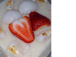 Tuangkan dalam acuan [terpulanglah nak acuan besar atau mangkuk kecil, bila dah sejuk masukkan dalam petisejuk. Resepi Puding Laici Berkuah Yang Sedap Dimakan Waktu Panas Tengahari Daridapur Com