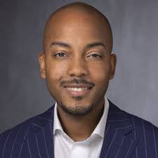 Hank Aaron, baseball legend and former home run king, dies at 86