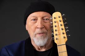 This is a review that was just published in Blues Rock Review of Richard  Thompson's concert in Portland, Oregon