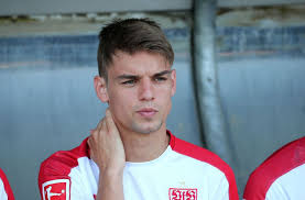 Este video fue realizado a través de videos extraídos de presentaciones en vivo de mercedes, los cuales fueron sincronizados al audio de la canción de estudi. Vfb Stuttgart Baldiges Comeback Von Borna Sosa Vfb Stuttgart Stuttgarter Zeitung