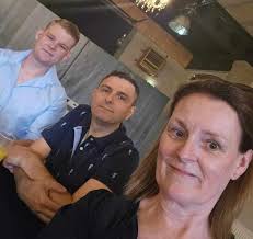 INTERVIEW. Zijn 'resting bitch face' moet je erbij pakken: Mike De Decker  stond ooit stijf van de stress, nu wil hij ook naam maken op het WK darts