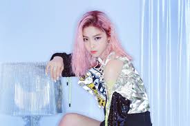 It appears that itzy are the latest in a line of celebrities to make it onto ivy park's radar. Meet Itzy The K Pop Girl Group Taking Over The World I D