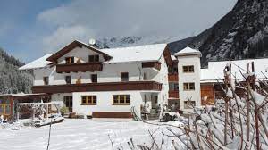 Ischgl is 35 km away. Haus Renate Kaunertal Holidaycheck Tirol Osterreich