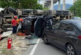 Nok bekki kete mari2 kite check sapa jupe nyakit. Carian Mengenai Topik Tiga Kereta Astro Awani