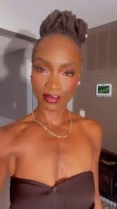 Autumn Lacy's Instagram, Twitter & Facebook