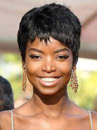 If you are also an over 50 woman and have a round face and thin hair. The 5 Best Haircuts For Thin Hair According To Experts Who What Wear