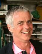 Scammers with pictures of Gen. Douglas M. Fraser