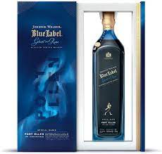 A masterful blend of single malt and grain whiskies from across scotland, aged for at least 12. Johnnie Walker Blue Label Port Ellen Ghost Rare Special Blend Whisky 0 7 L Amazon De Bier Wein Spirituosen