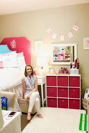 But we think that a preppy look is always going to work at college. Freshman 15 Making A Dorm Room Homey Let S Get Preppy