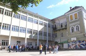 Mureş liceul de artă tg. Sonia Maria CrÄƒciun Si Czedula Ingrid Hanga De La Liceul VocaÅ£ional De ArtÄƒ Tg Mures La Gala Tinerilor LaureaÅ£i