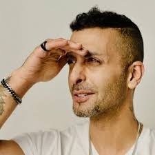 Kimberly Gignac's Instagram, Twitter & Facebook