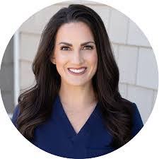 Abby Dunn's Instagram, Twitter & Facebook