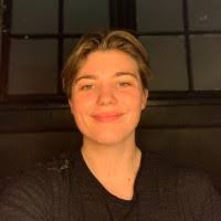 Louise Steffens's Instagram, Twitter & Facebook