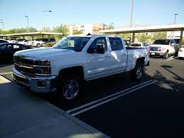 Gmc sierra 2500 2015, chrome abs plastic mirror covers by putco®, 1 pair. Tow Mirrors To Sporty Mirrors 2015 2019 Silverado Hd Sierra Hd Gm Trucks Com