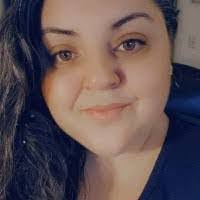 Lynnette Lange's Instagram, Twitter & Facebook