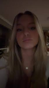 Tessa Berg's Instagram, Twitter & Facebook