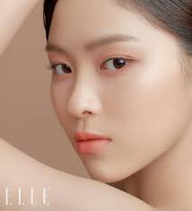 natural makeup look in elle korea