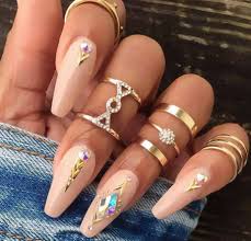 Are 100% handmade using usa made gel polishes + depending on the size you choose, designs will be slightly different + color can be different due to. 50 Best Modele De Unghii 2021 Yve Ro