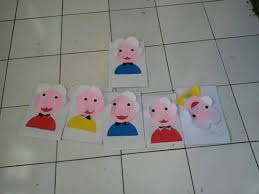 Tentu saja contoh gambar tema keluargaku memang sedang banyak dicari oleh orang di internet. Tema Diriku Subtema Keluargaku Kreasi Paud Indonesia Facebook