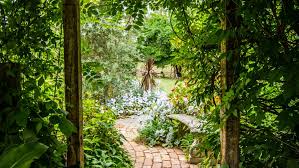 Vous avez un jardin mais vous considérez qu'il est trop petit ? Comment Amenager Un Petit Jardin Mybricodeco