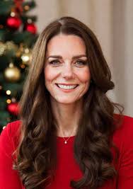 Her presence feels gentle yet powerful. ✨🌸