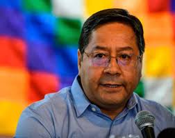 Luis Arce: Bolivia perderá soberanía económica al acceder a crédito de $us.  320 millones del FMI El candidato presidencial del Movimiento Al Socialismo  (MAS), Luis Arce, dijo que al solicitar un crédito