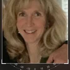 Lisa Wiltz's Instagram, Twitter & Facebook