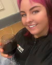 Kara Rowe (@alintaignite) • Threads, Say more