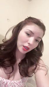 Dana Muniz's Instagram, Twitter & Facebook