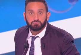 Une nouvelle fois, le coupable est devenu la victime. Tpmp Les Chroniqueurs En Greve Veulent Le Meme Salaire Que Celui De Jeremstar Lejournalnews Com