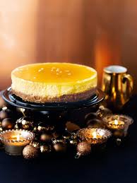 Although i didn't have the lemon myrtle, (i replaced that with lemon zest) & the cheesecake worked out perfectly. White Chocolate Cheesecake With Fresh Blueberry Sauce Community Recipes Nigella S Recipes Recipe Easy Lemon Cheesecake Cheesecake Nigella