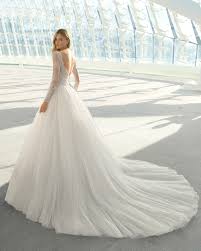 Maybe you would like to learn more about one of these? Brautkleid Brautmode Hochzeitskleid Hochzeitsblume Gifhorn Prinzessinkleid Tullrock Langarm Spitzenoberteil Tiefer Ruckenausschnitt Hochzeitsblume
