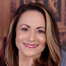 Kimberly Mason's Instagram, Twitter & Facebook