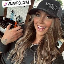 Leann Watson's Instagram, Twitter & Facebook