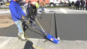 Roller striker drive unit concreting & compaction. Roller Screed Demo Youtube