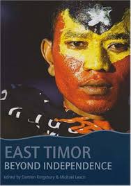 Amazon.com: East Timor: Beyond Independence: 9781876924492: Kingsbury, Damien,  Leach, Michael: Books