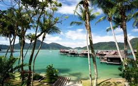 Manjung adalah salah satu daerah yang popular di kalangan pelancong. 8 Tempat Menarik Paling Best Di Perak Yang Mesti Dilawati Cari Homestay