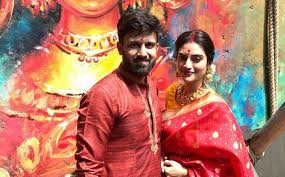 Read writing from nikhil jain on medium. Nusrat Jahan Actress Turned Member Of Parliament Performing Dhaak At Durga Puja Fes Wiki Newforum Latest Entertainment News