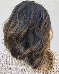 25 Hottest Black Hair With Highlights Trending In 2021 Black Hair With Highlights Medium Length Hair Styles Hair Highlights