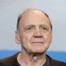 Postato volutamente con il titolo in originale. Film stupendo. Con un  Robert Redford e una Glenn Close che danno lezione di cinema