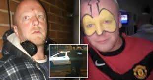 Paedophile hunters catch and humiliate predator