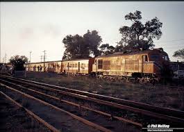 Westrail 19 May 1980 Xa1408 Cannington Railway Station 1208 Xa1408 Wolmeri On The 16 35pm Ex Perth Service To Ar Fremantle Western Australia Railway Station