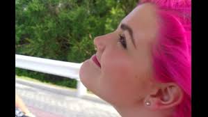 Angels have pink hair 🎀🪽