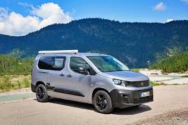 Epingle Par Gilles Arend Sur Van Amenage En 2020 Peugeot Partner Peugeot Petit Fourgon Amenage