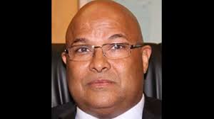 Fraser goes “rogue”